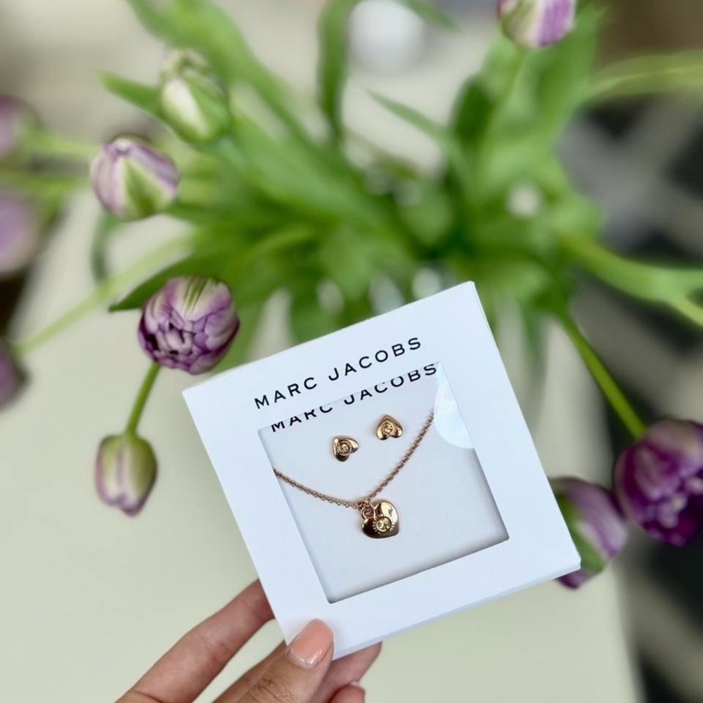 Marc Jacobs Gold Necklace and Earring Set